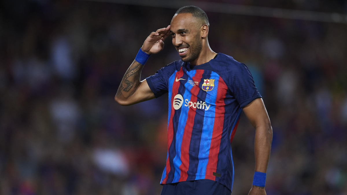 Pierre-Emerick Aubameyang in action for Barcelona